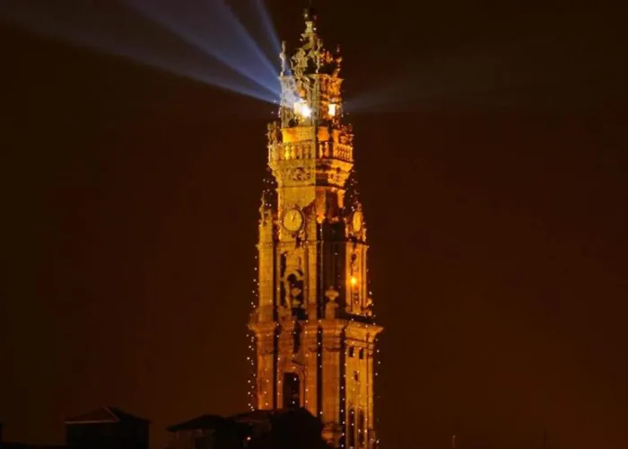 Duplex 2 Bedroom For 3 In Bolhao Market Appartamento