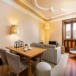 Lägenhet Duplex 2 Bedroom For 3 In Bolhao Market Oporto