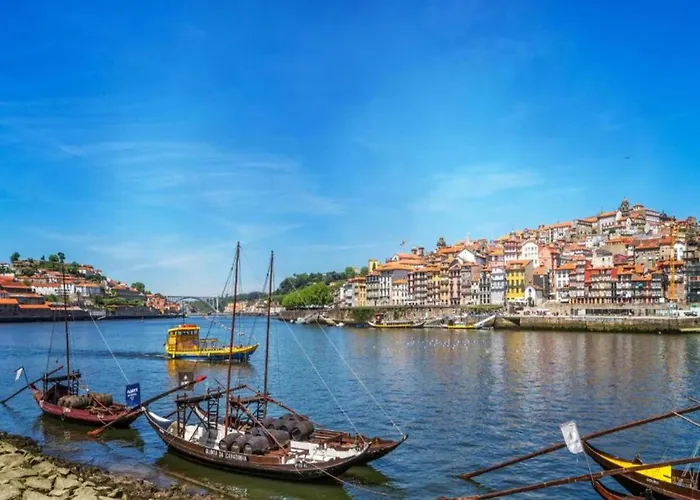 Duplex 2 Bedroom For 3 In Bolhao Market Porto