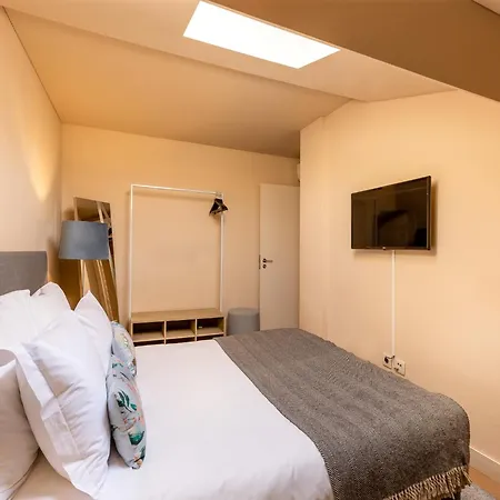 아파트 Duplex 2 Bedroom For 3 In Bolhao Market