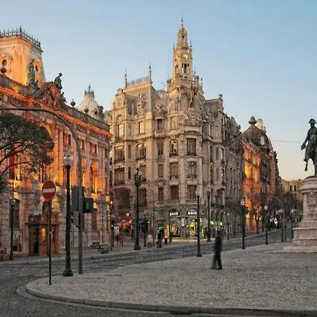 Duplex 2 Bedroom For 3 In Bolhao Market *