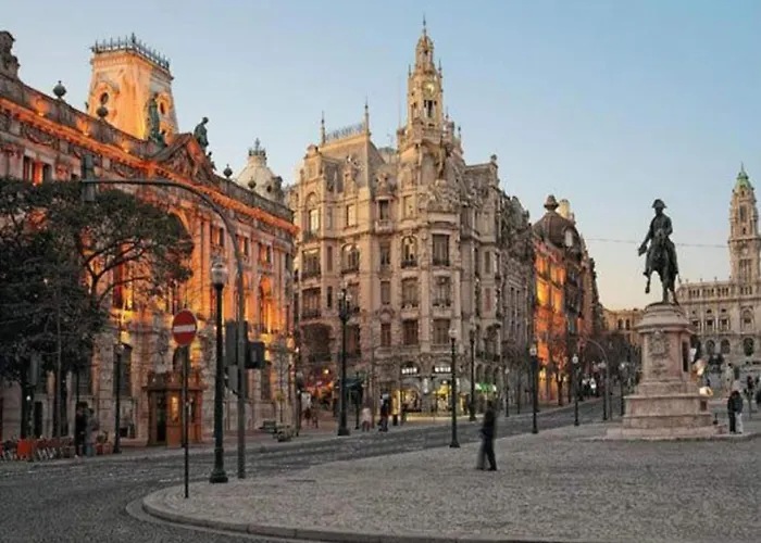 Duplex 2 Bedroom For 3 In Bolhao Market *